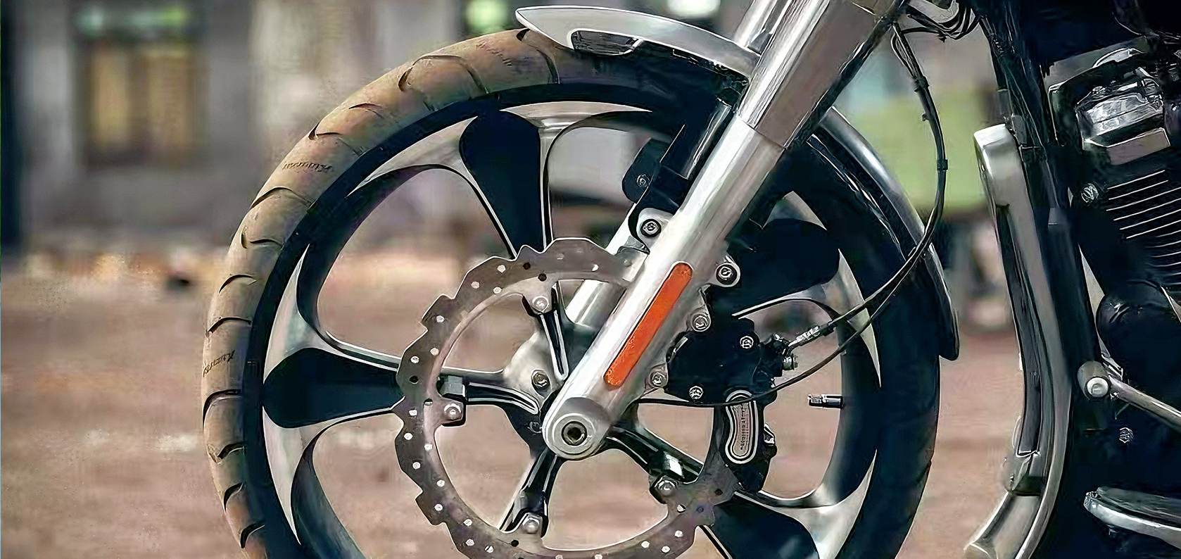 Kingtyre K909 Cruiser Custom Motorcycle Tire front tread design